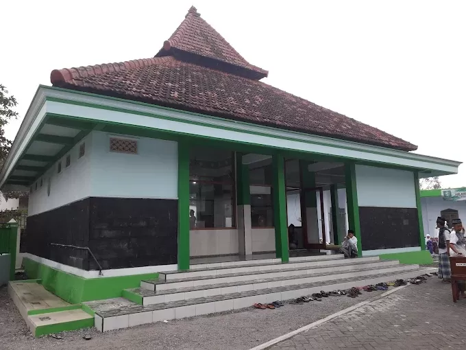 MASJID AGUNG HASANUDDIN